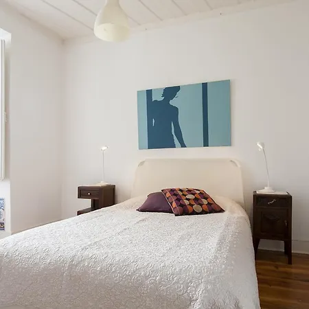 Joivy Classic 3br With Workspace In Chiado, 2mins From Baixa-chiado Subway Apartament *