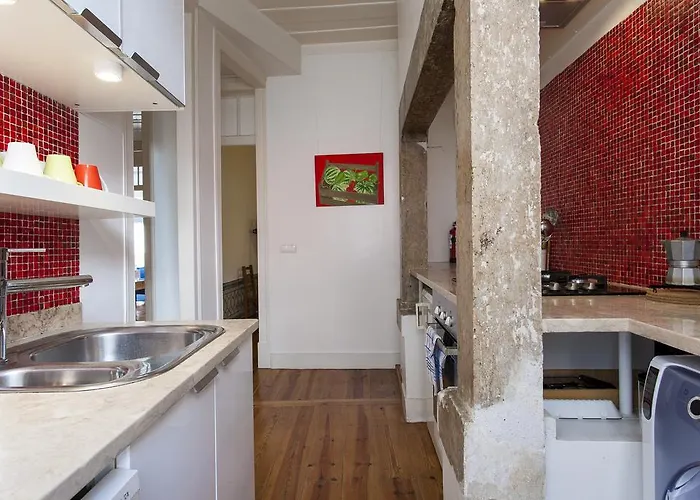 Joivy Classic 3br With Workspace In Chiado, 2mins From Baixa-chiado Subway Apartament *